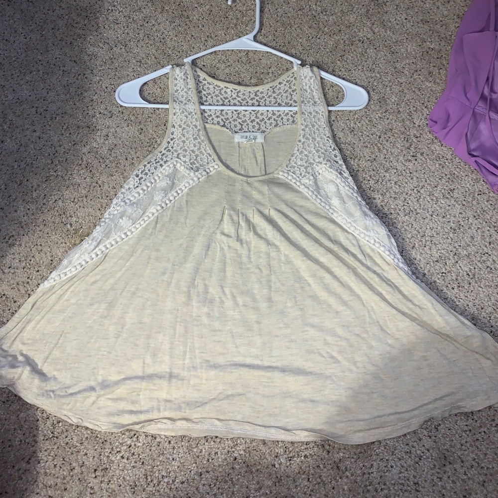 Flowy Tank